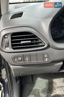 Хэтчбек Hyundai i30 2023 в 