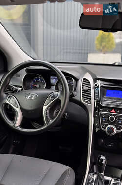 Хетчбек Hyundai i30 2015 в 