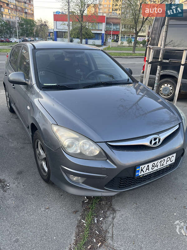 Hyundai i30 2010
