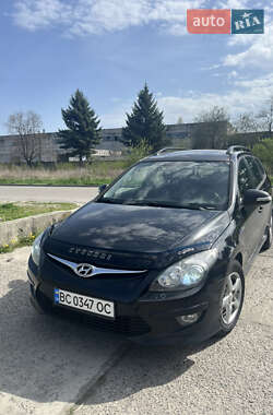 Универсал Hyundai i30 2010 в 
