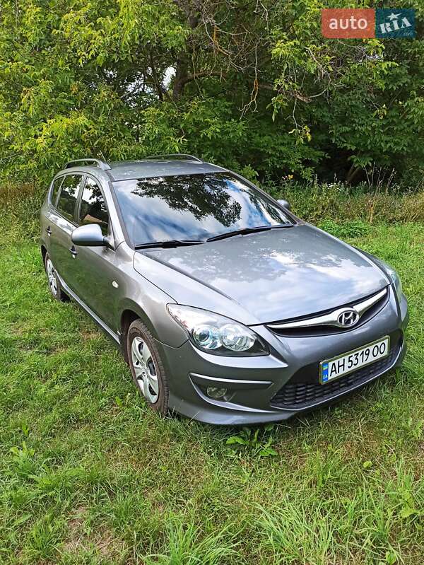 Універсал Hyundai i30 2012 в Шполі