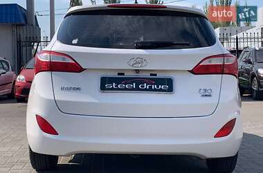 Хэтчбек Hyundai i30 2014 в 
