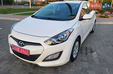 Хэтчбек Hyundai i30 2014 в 