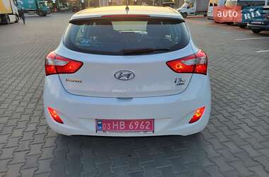 Хэтчбек Hyundai i30 2014 в 