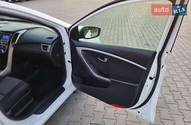 Хэтчбек Hyundai i30 2014 в 