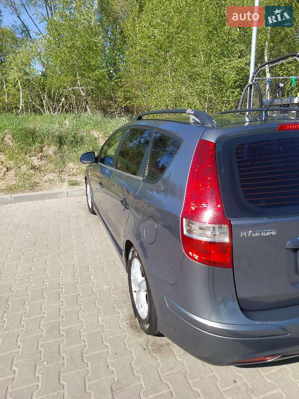 Универсал Hyundai i30 2010 в Львове фото 6 Универсал Hyundai i30 2010 в Львове