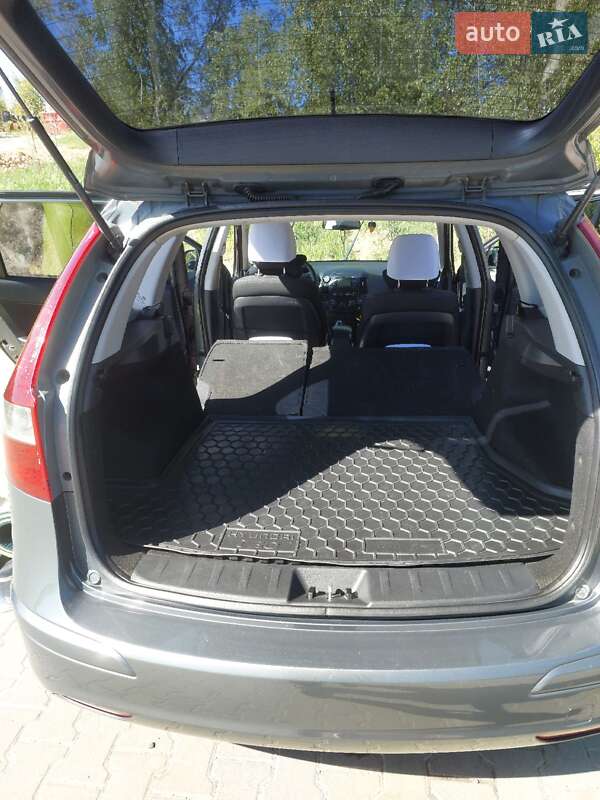 Универсал Hyundai i30 2010 в Львове фото 25 Универсал Hyundai i30 2010 в Львове