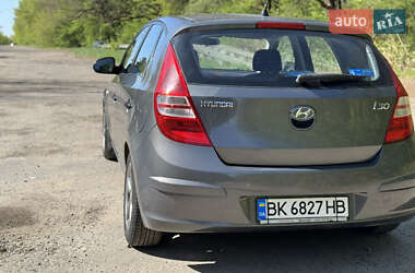 Хэтчбек Hyundai i30 2008 в 