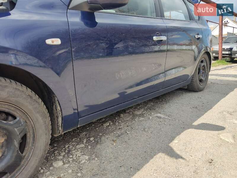 Універсал Hyundai i30 2009 в Дніпрі