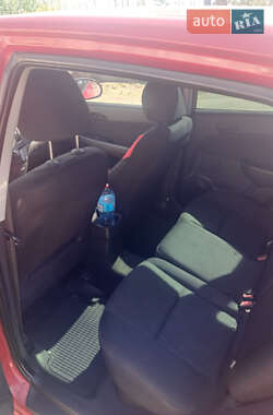 Хетчбек Hyundai i30 2009 в 