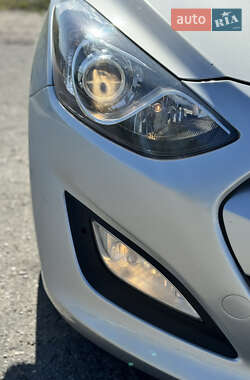 Хетчбек Hyundai i30 2012 в 