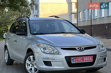 Універсал Hyundai i30 2009 в Звягелі