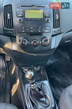 Хэтчбек Hyundai i30 2008 в 
