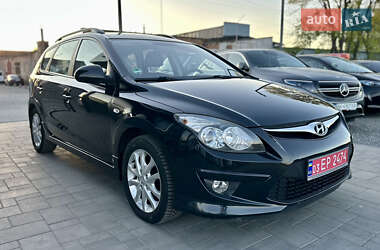 Универсал Hyundai i30 2010 в 