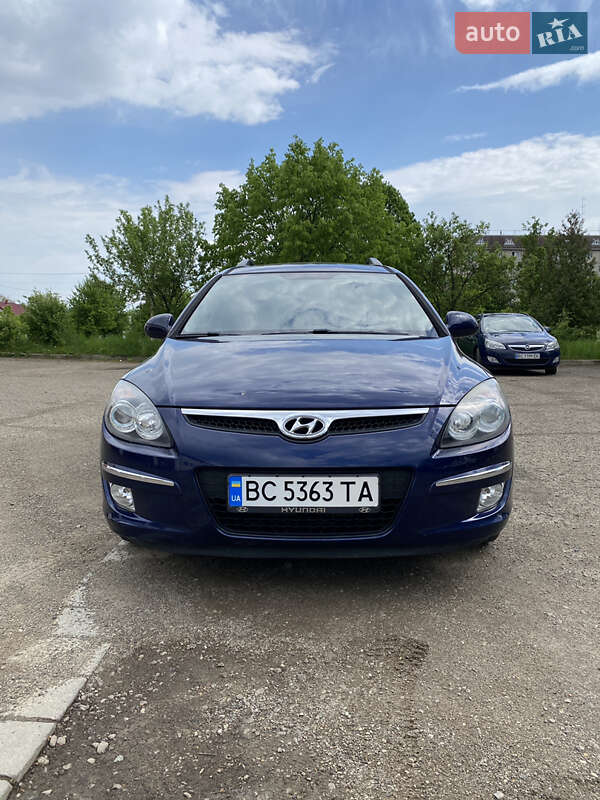 Універсал Hyundai i30 2009 в 
