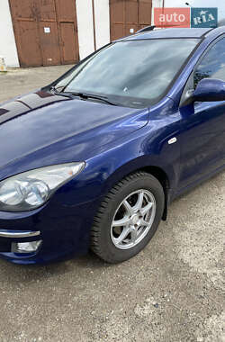 Універсал Hyundai i30 2009 в 