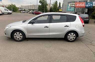 Универсал Hyundai i30 2008 в 