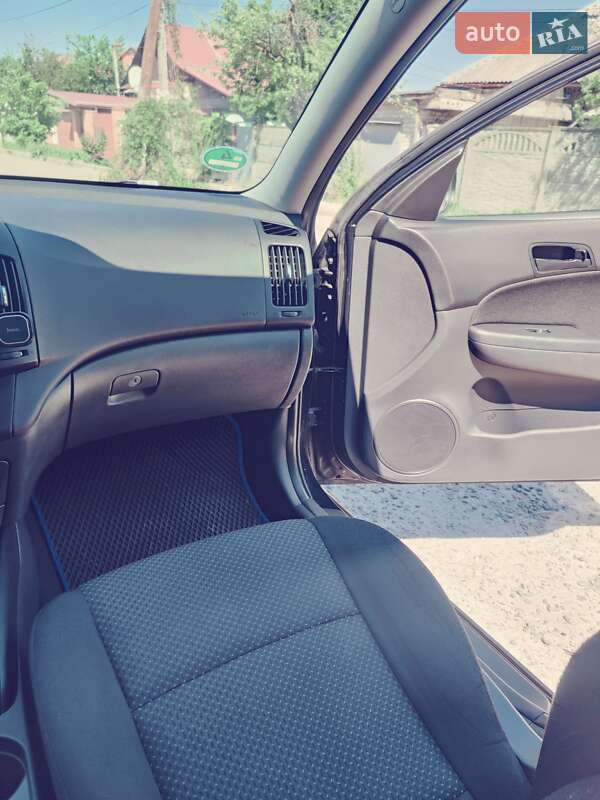 Хэтчбек Hyundai i30 2011 в Днепре
