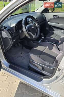 Универсал Hyundai i30 2012 в 