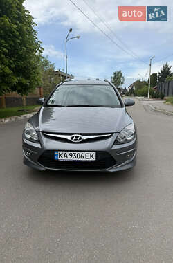 Універсал Hyundai i30 2011 в 
