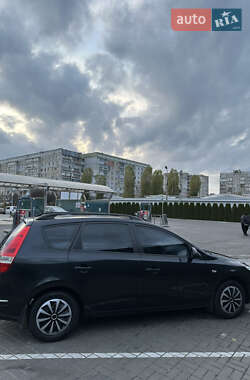 Універсал Hyundai i30 2009 в 