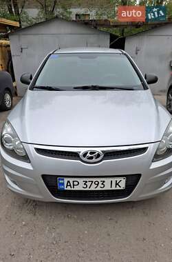 Хетчбек Hyundai i30 2010 в Запоріжжі