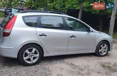 Универсал Hyundai i30 2011 в Киеве