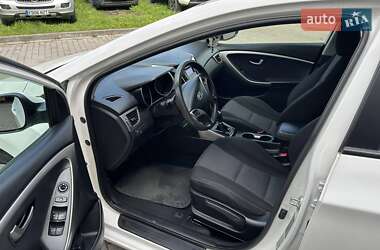 Хэтчбек Hyundai i30 2012 в 