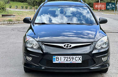 Универсал Hyundai i30 2010 в 