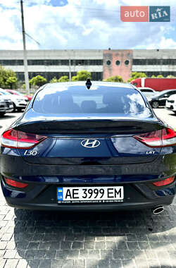 Фастбек Hyundai i30 2019 в 