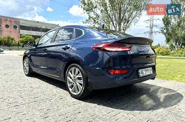 Фастбек Hyundai i30 2019 в 
