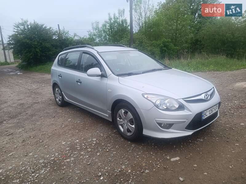 Hyundai i30 2011