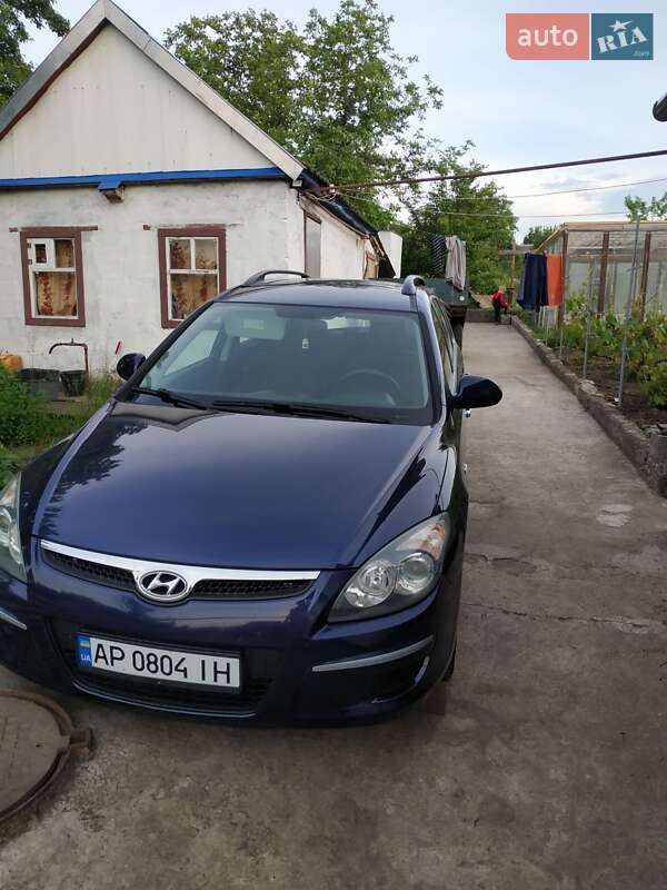 Універсал Hyundai i30 2009 в Дніпрі