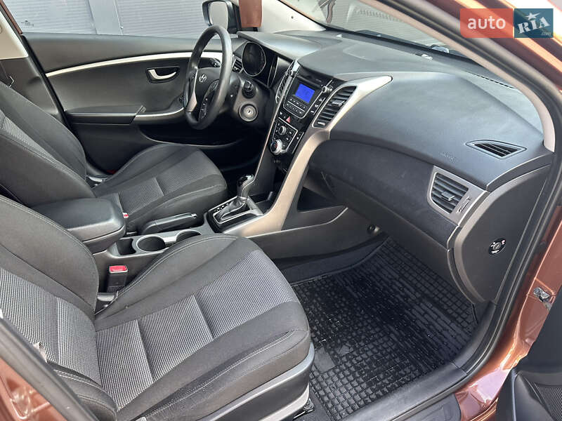 Хетчбек Hyundai i30 2013 в Хмельницькому