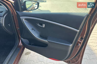 Хэтчбек Hyundai i30 2013 в 