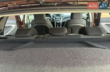 Хэтчбек Hyundai i30 2013 в 