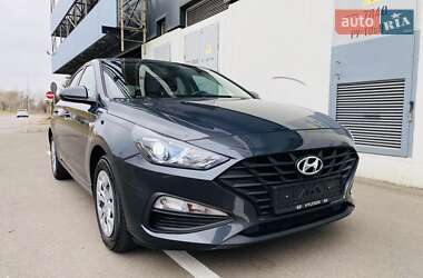 Хэтчбек Hyundai i30 2021 в 