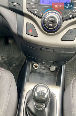Хэтчбек Hyundai i30 2009 в 