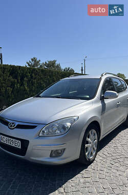 Универсал Hyundai i30 2008 в 