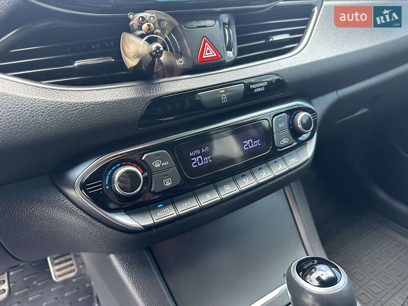 Фастбек Hyundai i30 2018 в Миколаєві