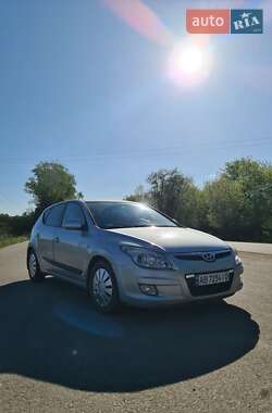 Хэтчбек Hyundai i30 2007 в Вороновице