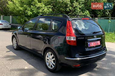 Универсал Hyundai i30 2009 в 