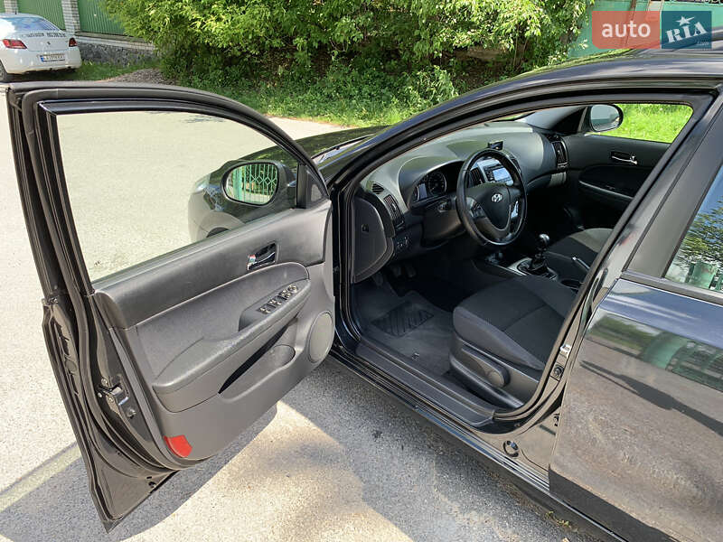 Универсал Hyundai i30 2009 в Виннице