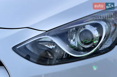 Хетчбек Hyundai i30 2013 в 