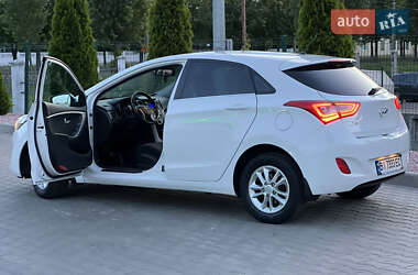 Хетчбек Hyundai i30 2013 в 