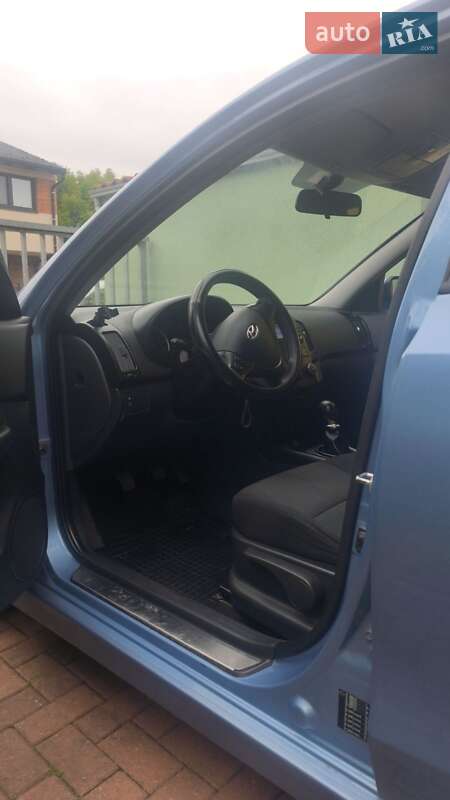 Хетчбек Hyundai i30 2011 в Іршаві