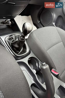 Хэтчбек Hyundai i30 2009 в 