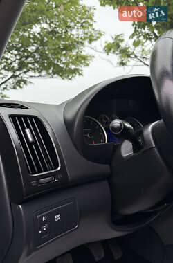 Хэтчбек Hyundai i30 2009 в 