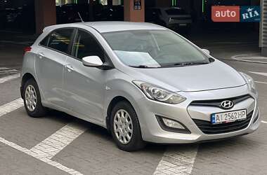 Хэтчбек Hyundai i30 2014 в 