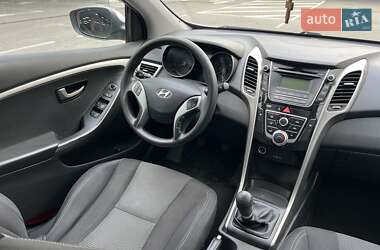 Хэтчбек Hyundai i30 2014 в 